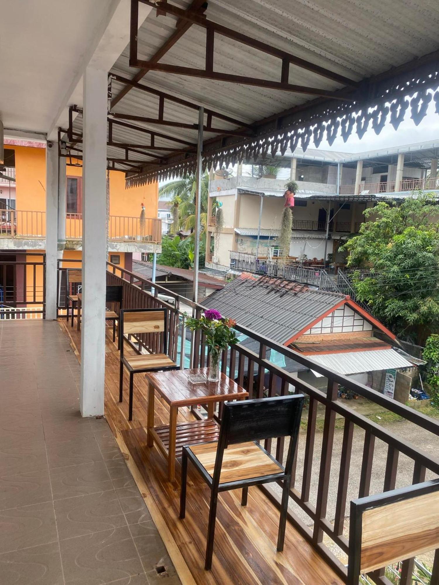 Vang Vieng Victory Guesthouse Eksteriør billede